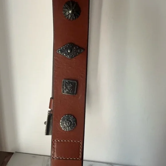 Frank Daniel Buckle Casual 1 1/2" wide Genuine Leather Belt Italy 39.5” Long - Picture 14 of 16